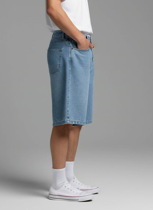 BAGGY FIT DENIM SHORTS: Light Blue / 38