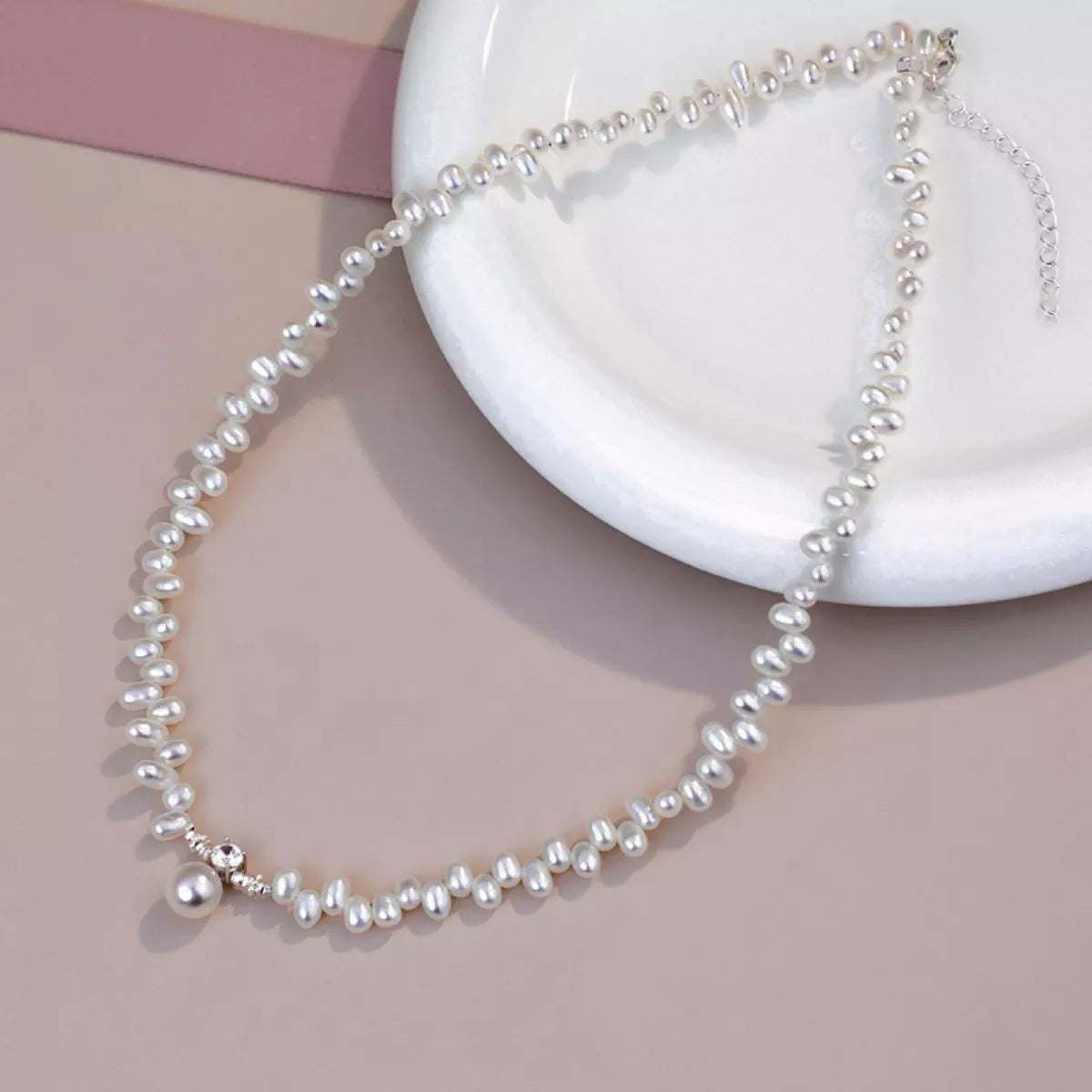 Irregular Freshwater Pearl Pendant Necklace - URBANPICK FASHION