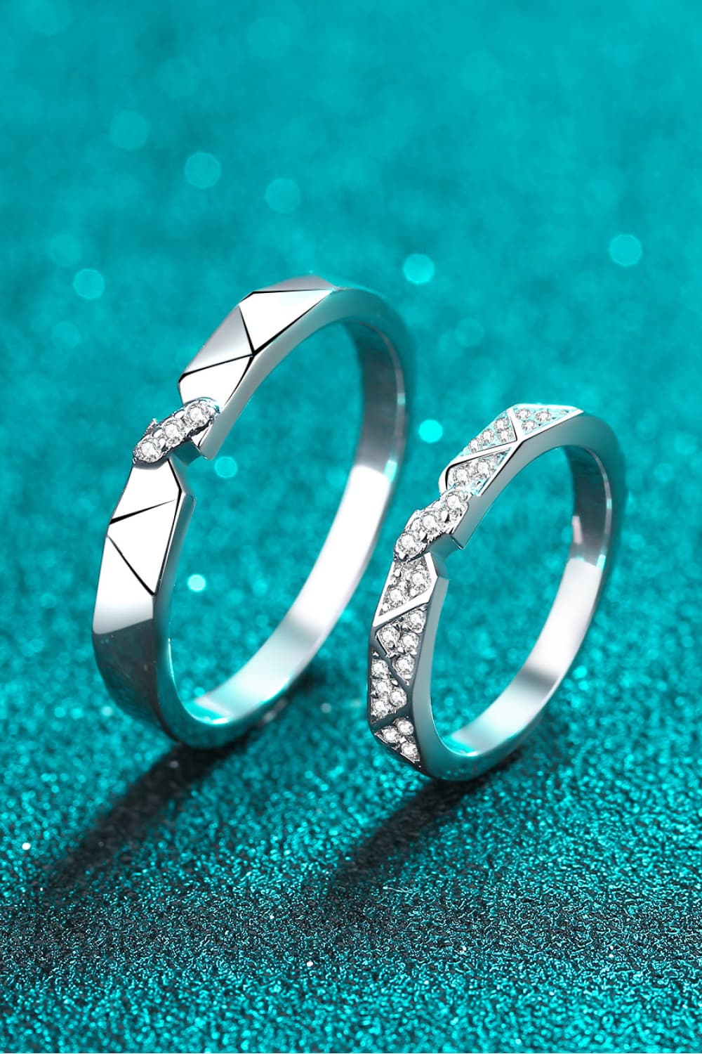 Moissanite Minimalist Rhodium-Plated Ring - URBANPICK FASHION