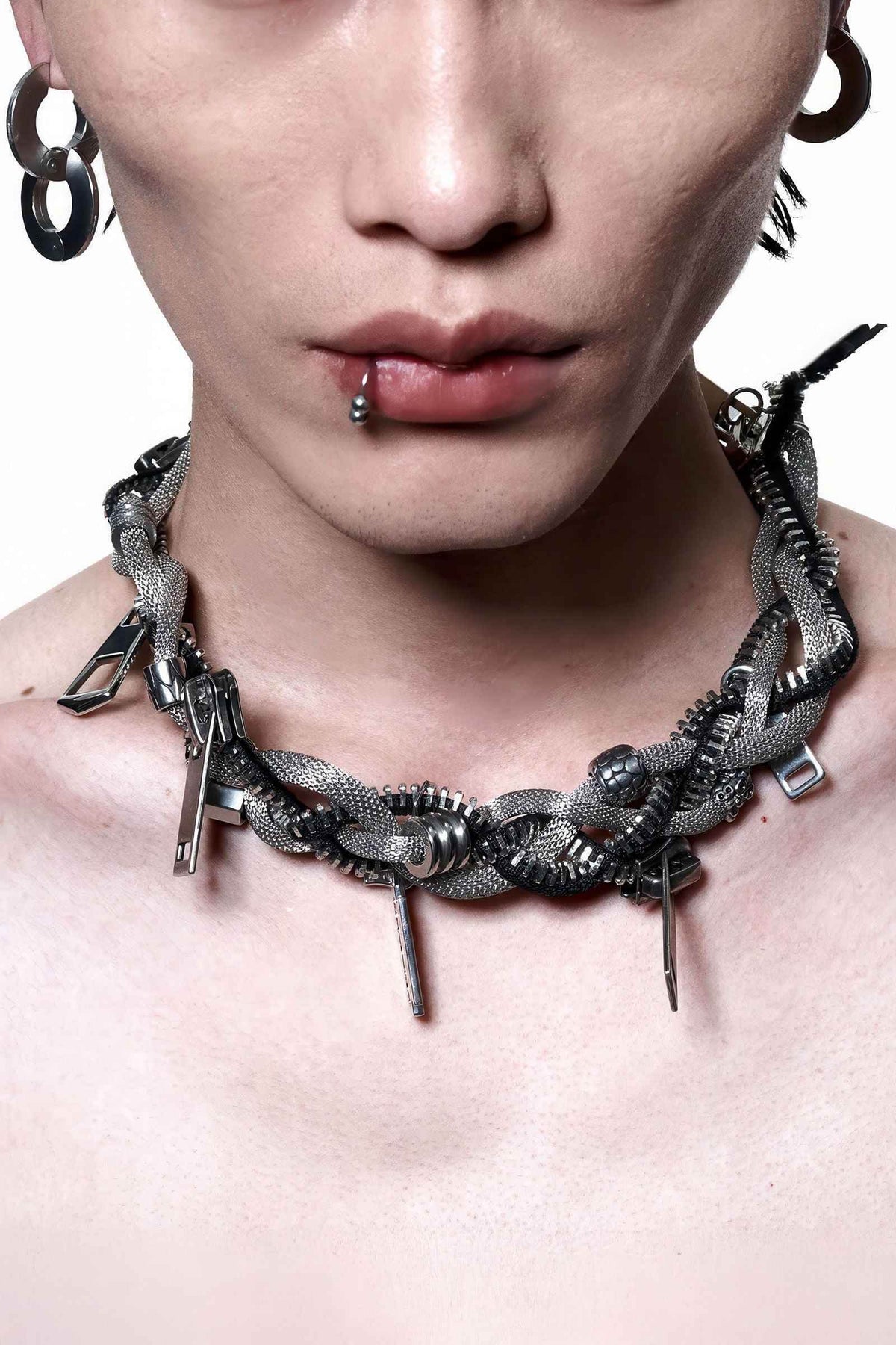 Heavy-Duty Multi-Wear Metal Mechanic Necklace - Futuristic Design - URBANPICK FASHION