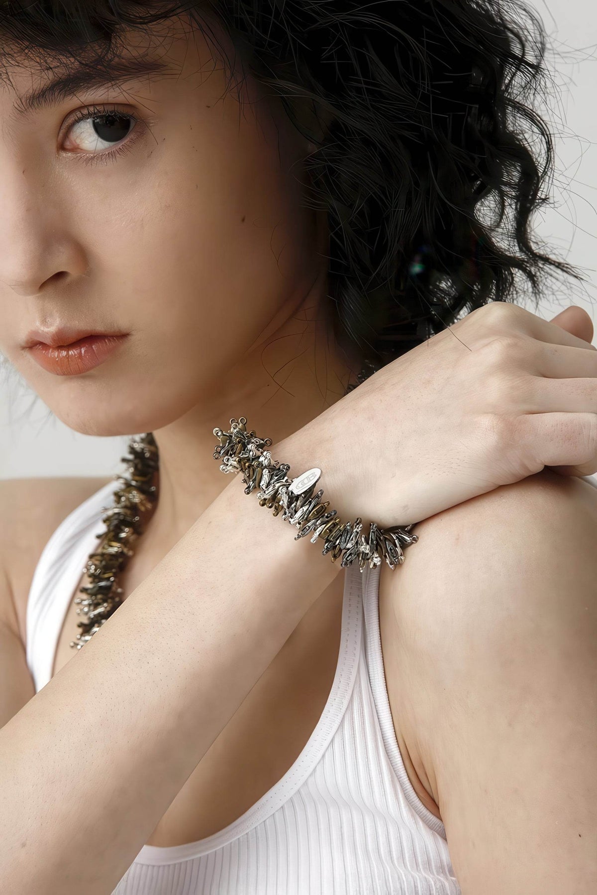 Amber Pendant Necklace - URBANPICK FASHION
