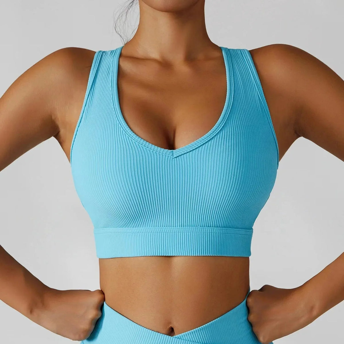 3-Piece Seamless Yoga Set – Jacket, Bra & Leggings - URBANPICK FASHION