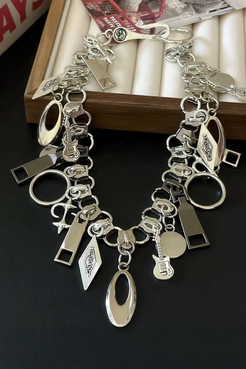 Zipper Necklace – Minimalist & Versatile Design - URBANPICK FASHION