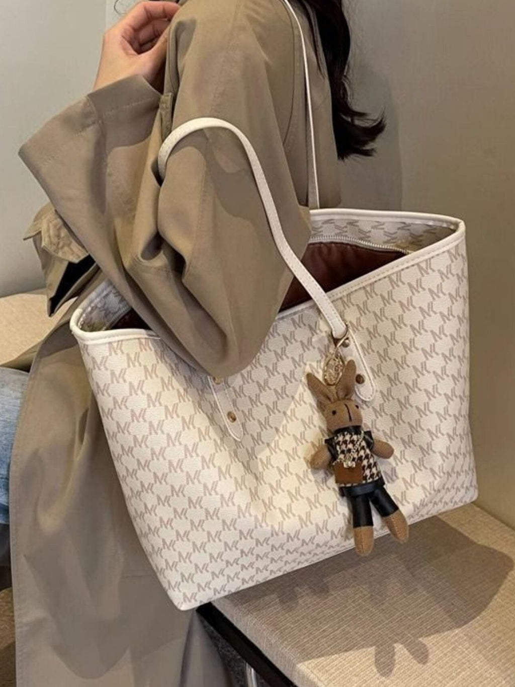 Large Capacity Tote Bag - URBANPICK FASHION