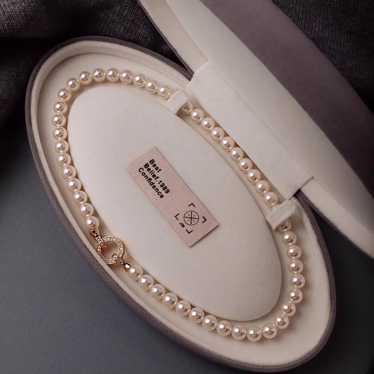 Pearl Necklace with Interlocking Clasp - URBANPICK FASHION