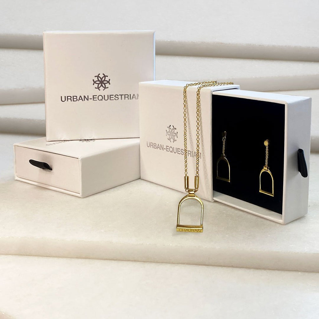 Camden - Handcast Stirrup Pendant in 14K Gold Vermeil w/Rolo Chain Stirrup Necklace - URBANPICK FASHION