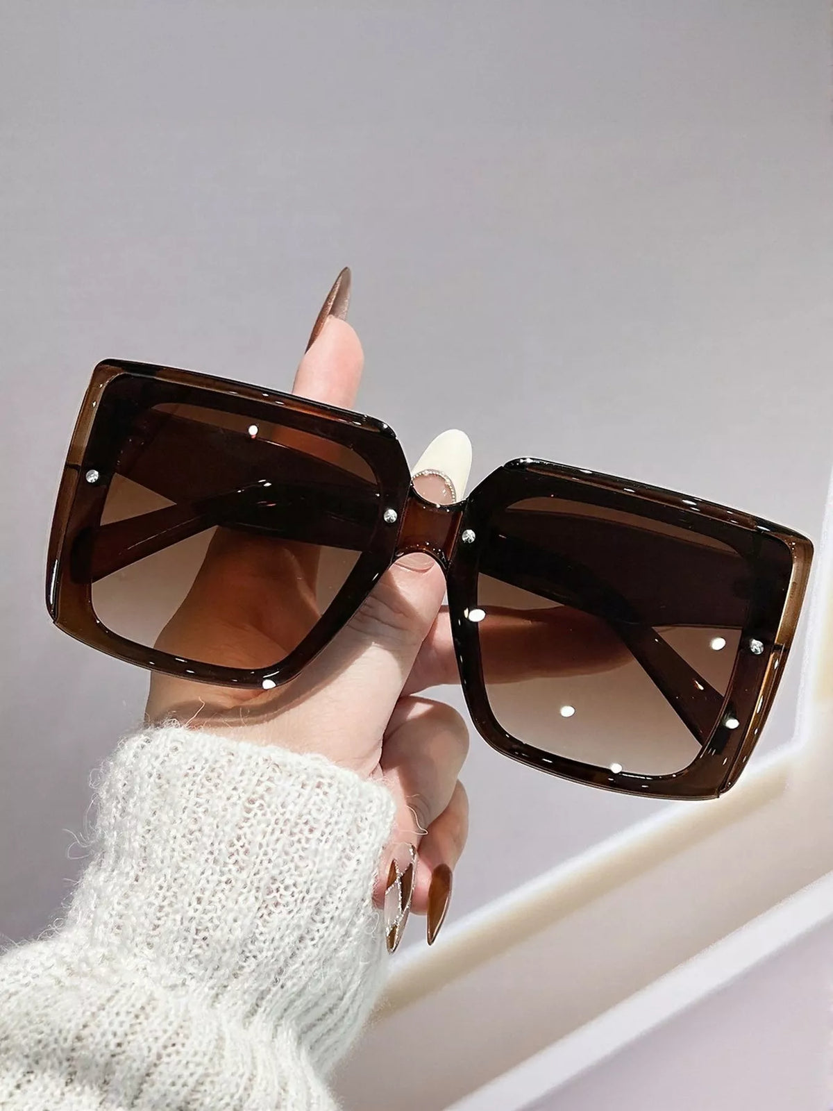 Oversized Gradient Square Sunglasses - URBANPICK FASHION